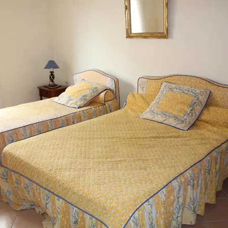 Casa de Férias De 78 M2 à 400m De La + Piscine