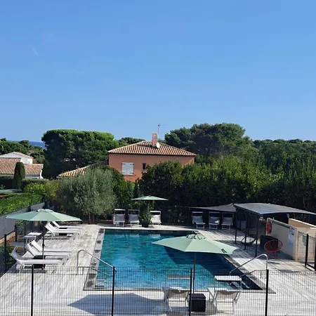 Casa de Férias De 78 M2 à 400m De La + Piscine *