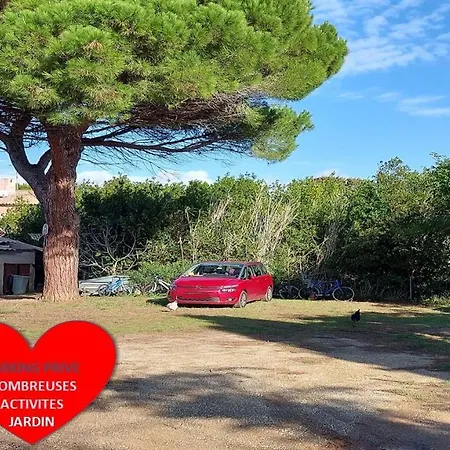 Holiday home De 78 M2 A 400m De La + Piscine