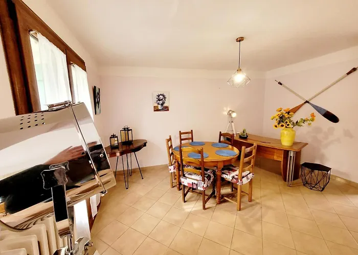 De 78 M2 A 400m De La + Piscine Holiday home *